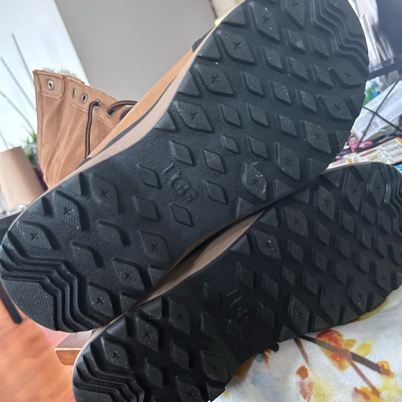 Ugg Winter boots - Adirondack Tall - Picture 6 of 7